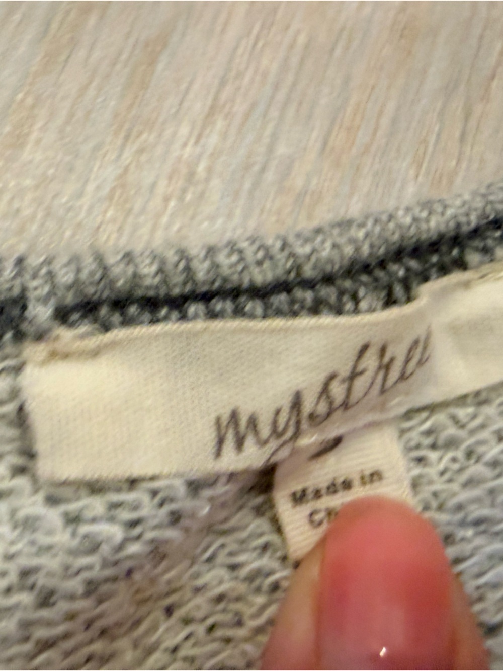 Mystree Gray Lightweight 3/4 Sleeve Knit Top - Picture 2 of 3